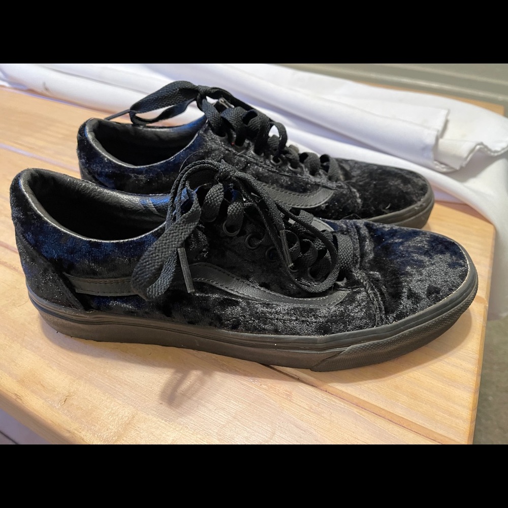 Vans - Black Velvet